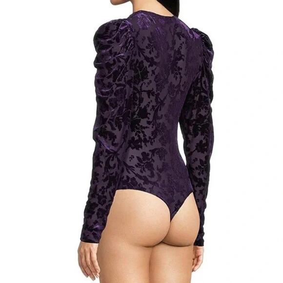 NWT Magic Hour Velvet Deep V-Neck Puffed Sleeve Bodysuit - Picture 3 of 3